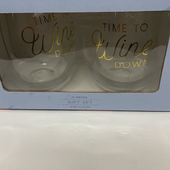 Wine Glass Gift Set | Pair Glasses ‘Time To Wine Down’ | Birthday Event Holiday - Picture 5 of 5